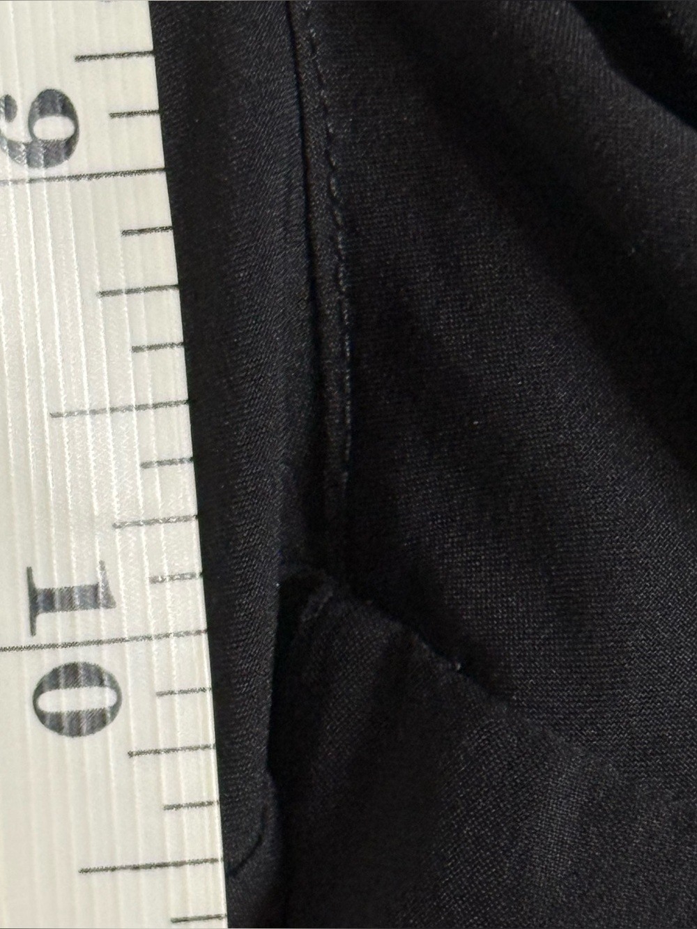 Athleta Mesh Racer Run Short - Picture 3 of 5